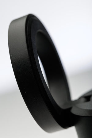 Atlas Hydrate 24oz Phone Mount Flask - Midnight Grey | Reusable Insulated Bottle | Atlas Hydrate - Smart Magnetic Reusable Stainless - Steel Water Bottle with Phone Mount | Sustainable Hydration Flask UK