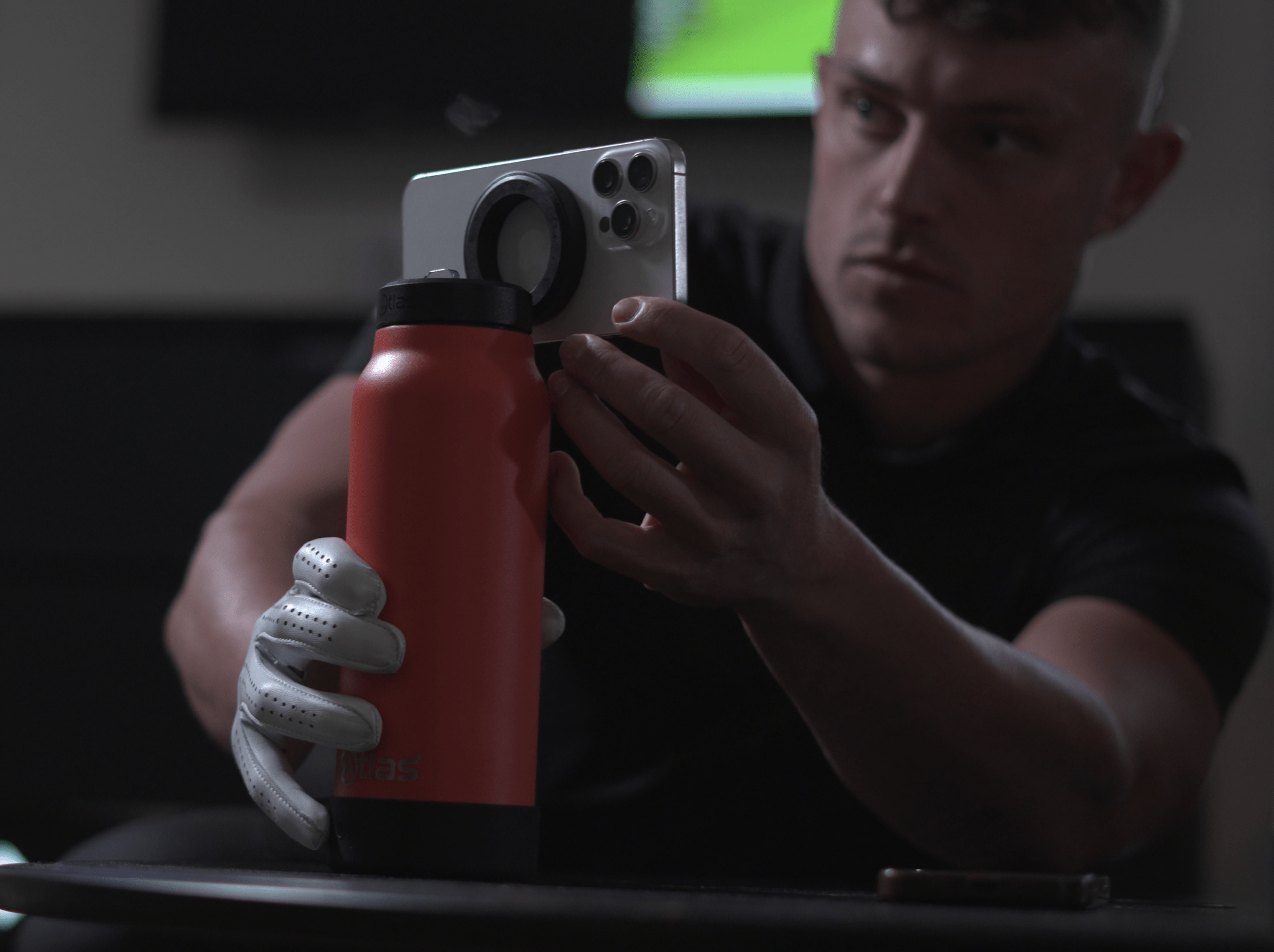 Atlas Hydrate 24oz Phone Mount Flask - Orangeade | Reusable Insulated Bottle | Atlas Hydrate - Smart Magnetic Reusable Stainless - Steel Water Bottle with Phone Mount | Sustainable Lifestyle Hydration Flask UK