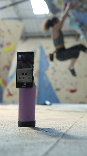 Atlas Hydrate 24oz Phone Mount Flask - Pink Moon | Reusable Insulated Bottle | Atlas Hydrate - Smart Magnetic Reusable Stainless - Steel Water Bottle with Phone Mount | Sustainable Lifestyle Hydration Flask UK